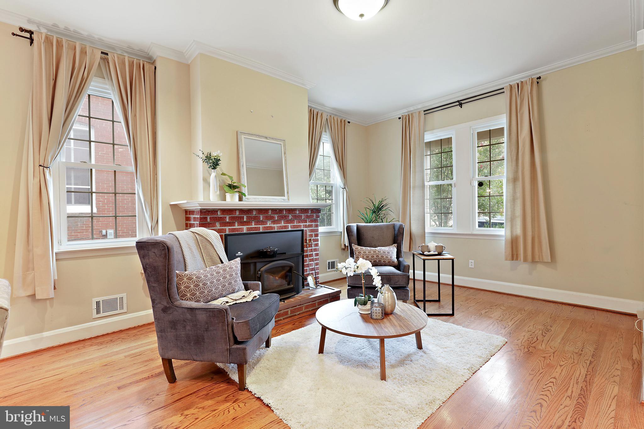 3642 Roland Avenue Baltimore, MD 21211 - Photo 10 of 61 Gallery Image 10