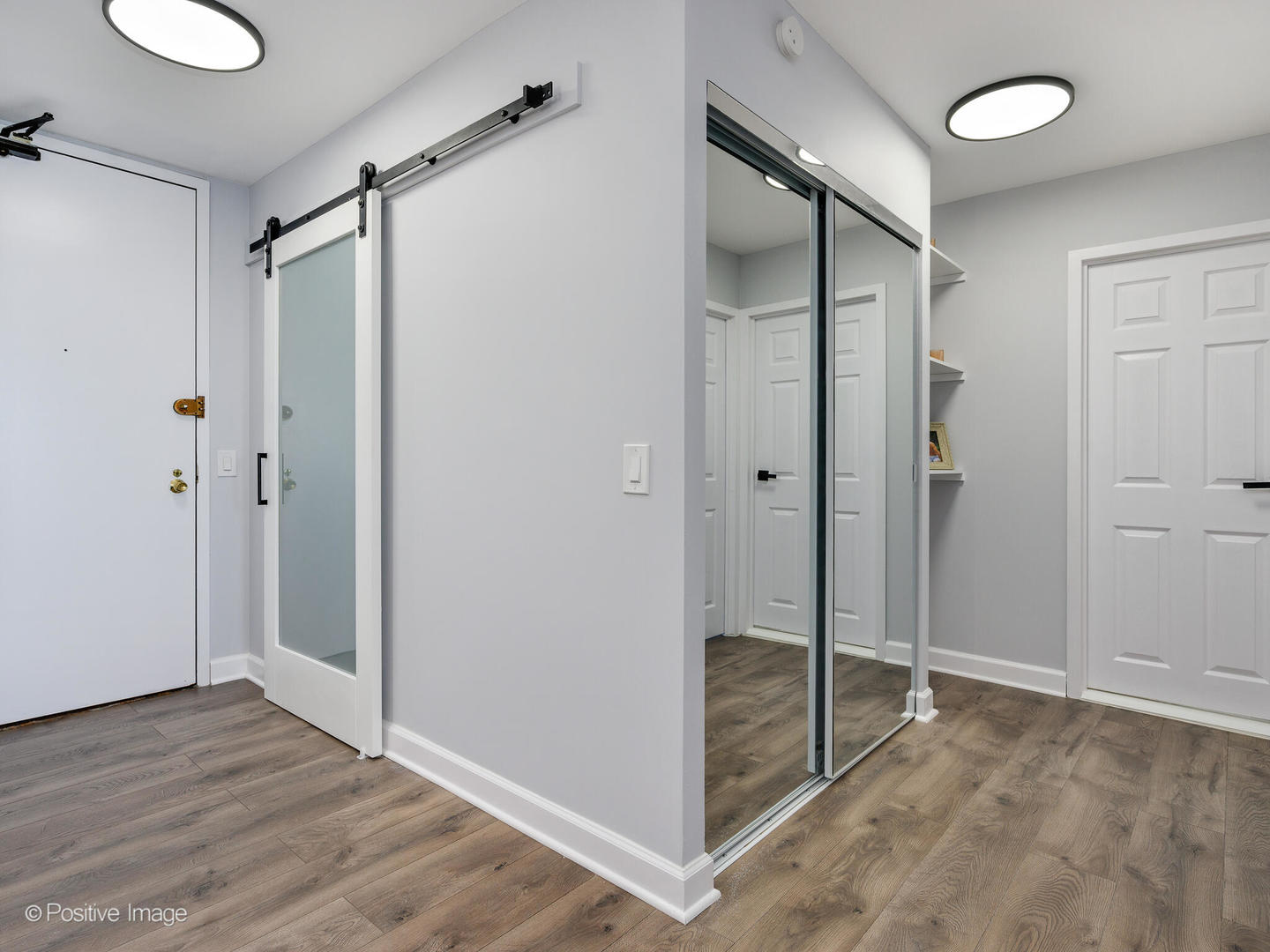 5445 North Sheridan Road, Unit 3404 Chicago, IL 60640 - Photo 20 of 24 a view of an empty room