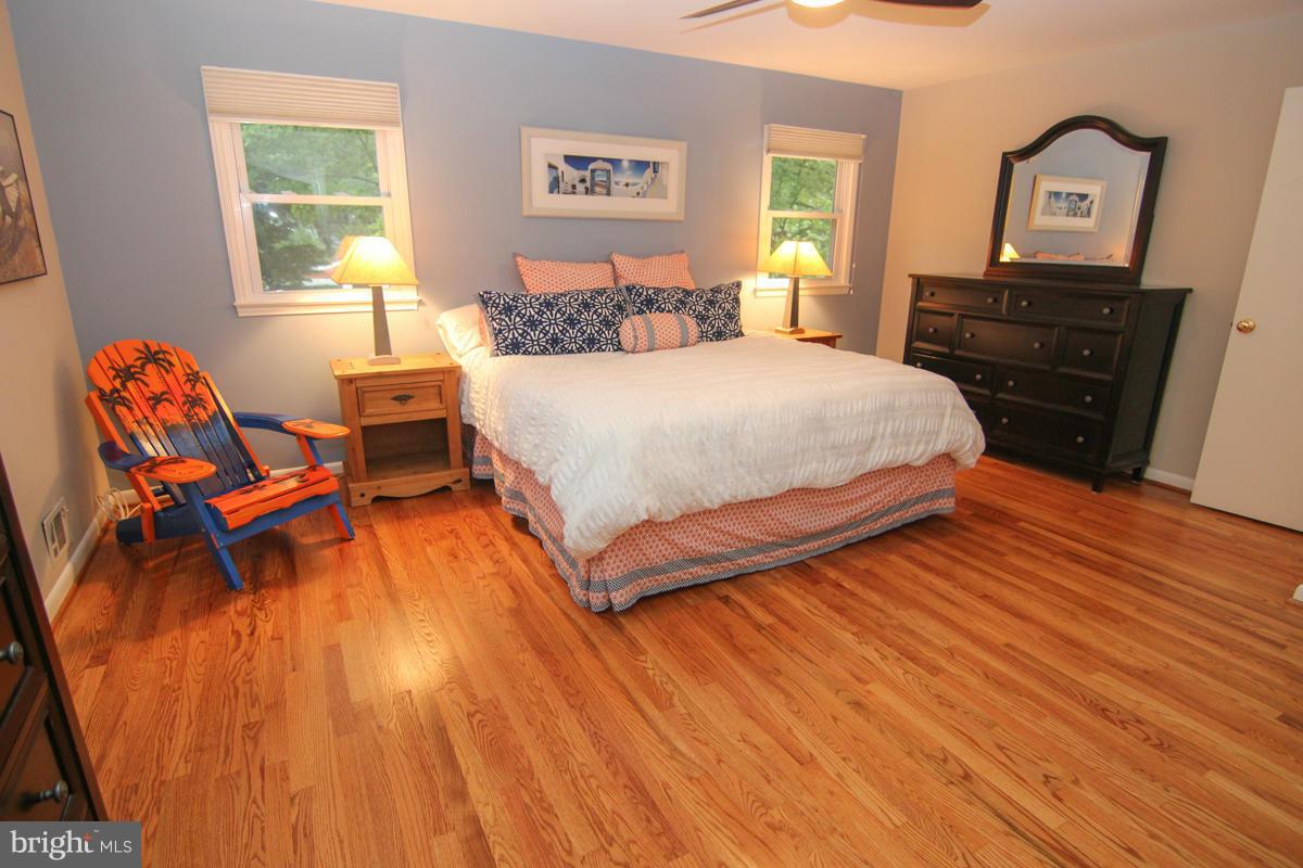 94 Stauffer Road Severna Park, MD 21146 - Photo 15 of 30 Bedroom (Master)
