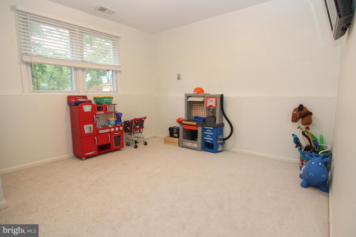 94 Stauffer Road Severna Park, MD 21146 - Photo 24 of 30 Interior (General)