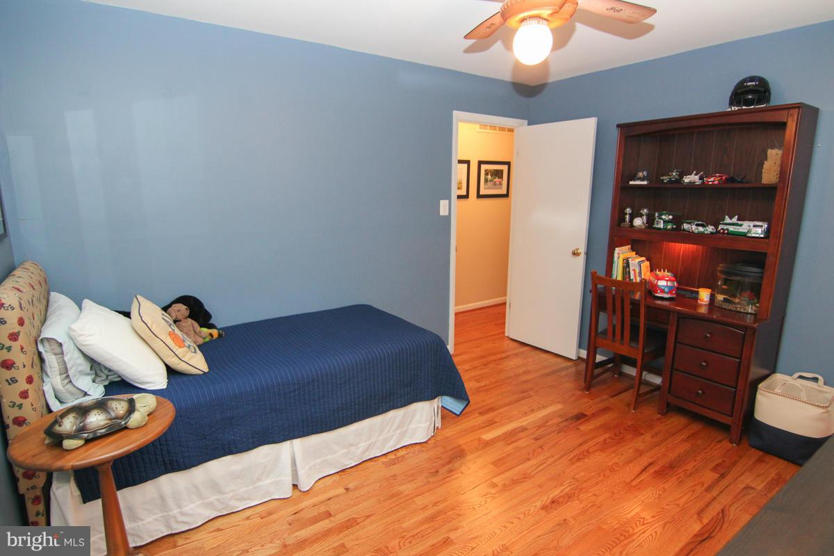 94 Stauffer Road Severna Park, MD 21146 - Photo 10 of 30 Bedroom