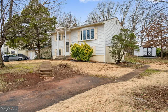 $2,300 | 9402 Blackstone Road, Manassas, VA 20110