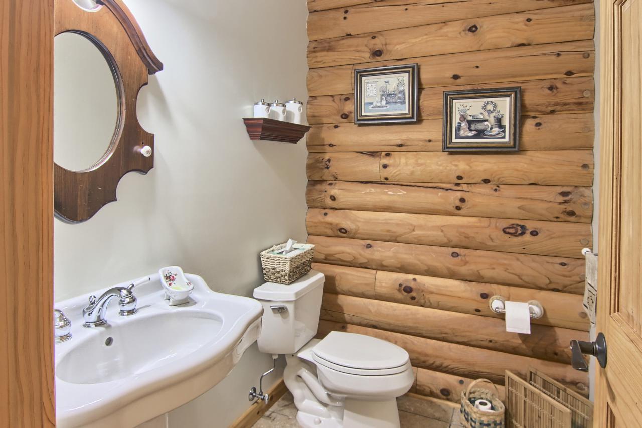 13573 South Gallagher Road Traverse City, MI 49684 - Photo 61 of 80 1875946-60.JPG