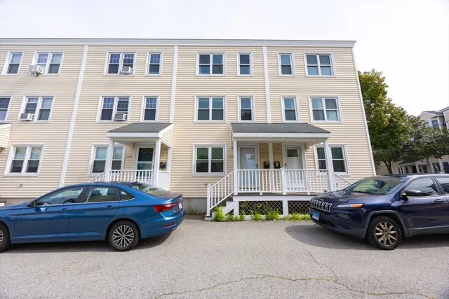 a car parked in front of a building