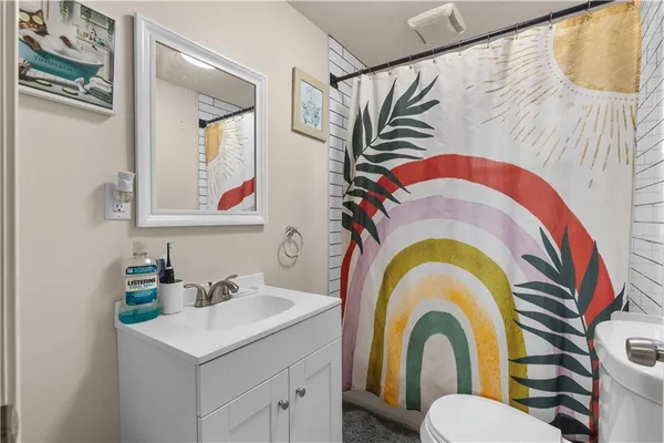 $379,000 | 4130 Troost Avenue, Kansas City, MO 64110