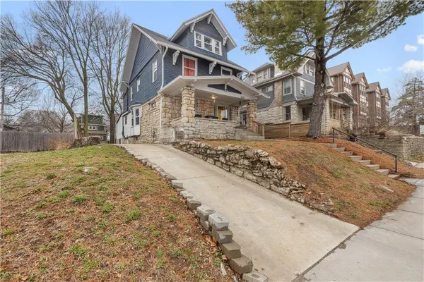 $379,000 | 4130 Troost Avenue, Kansas City, MO 64110