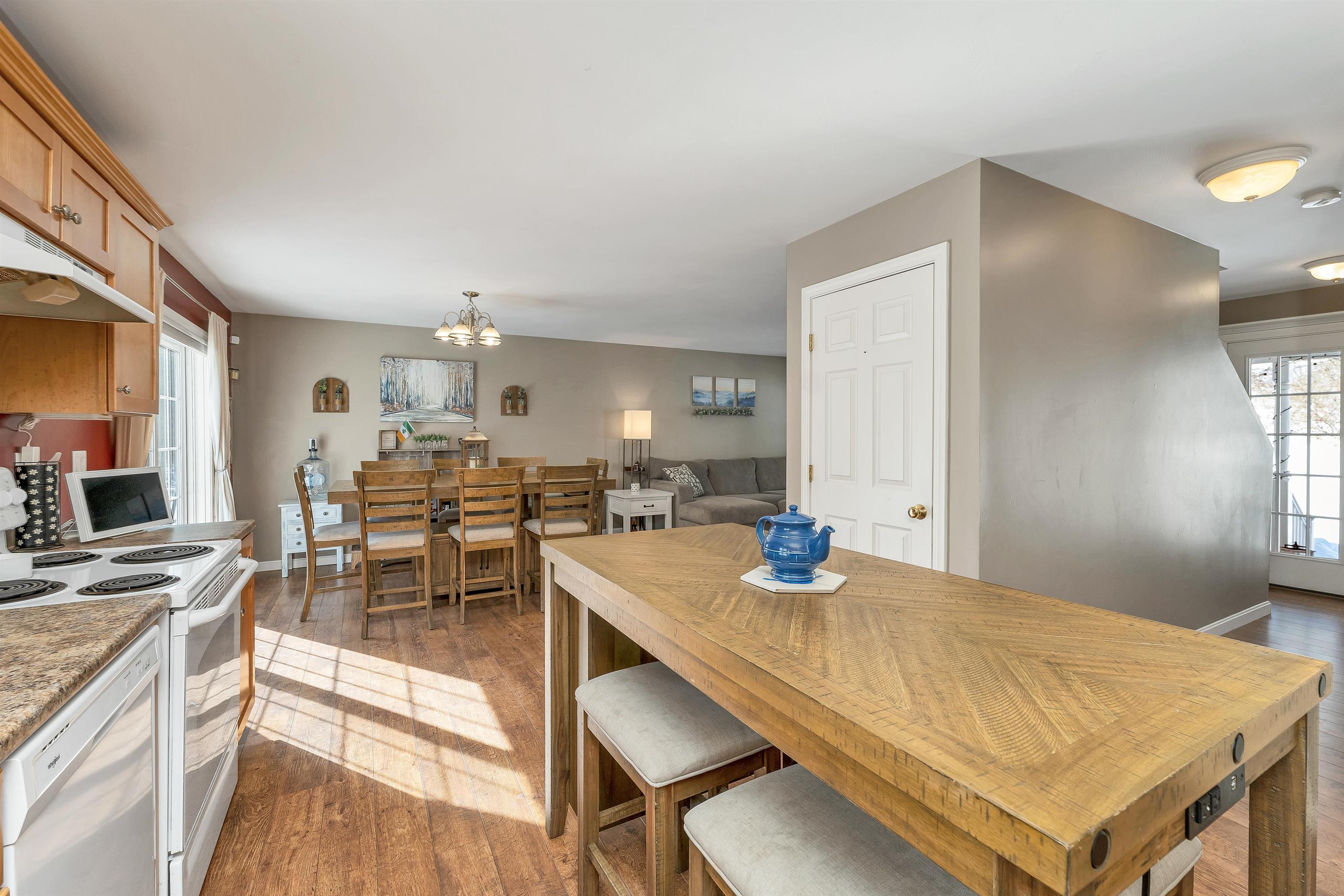 104 Weare Road New Boston, NH 03070 - Photo 4 of 46