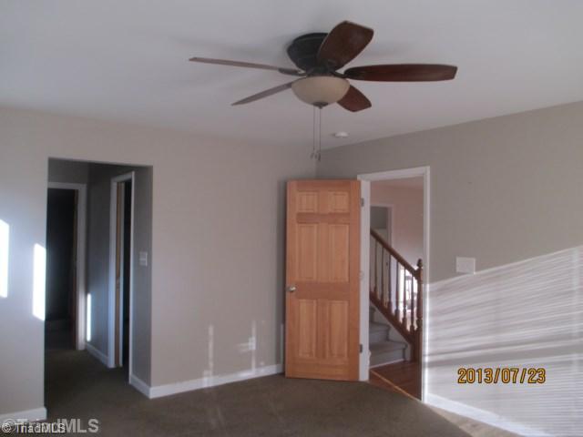 6220 Lindley Mill Road Graham, NC 27253 - Photo 5 of 8 Living Room.