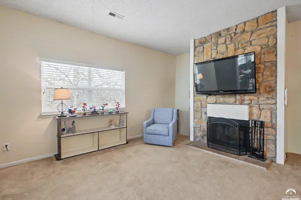 $171,000 | 1323 Westbrooke Street, Lawrence, KS 66049