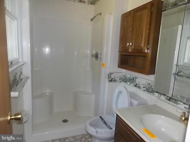 1435 Pinch Valley Road Westminster, MD 21158 - Photo 16 of 20 Bath (Master)