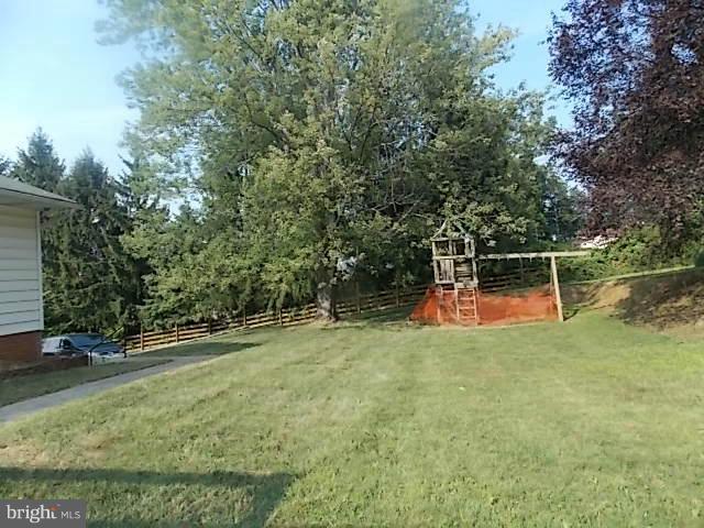 1435 Pinch Valley Road Westminster, MD 21158 - Photo 3 of 20 Exterior (Rear)