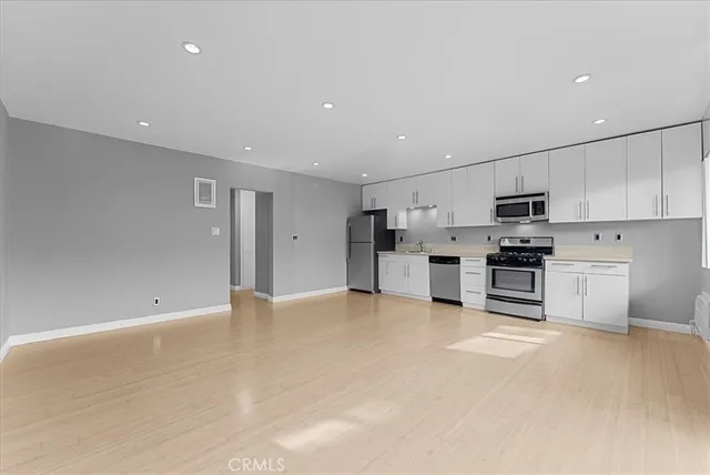 $3,700 | 1527 Princeton Street, Unit 2, Santa Monica, CA 90404