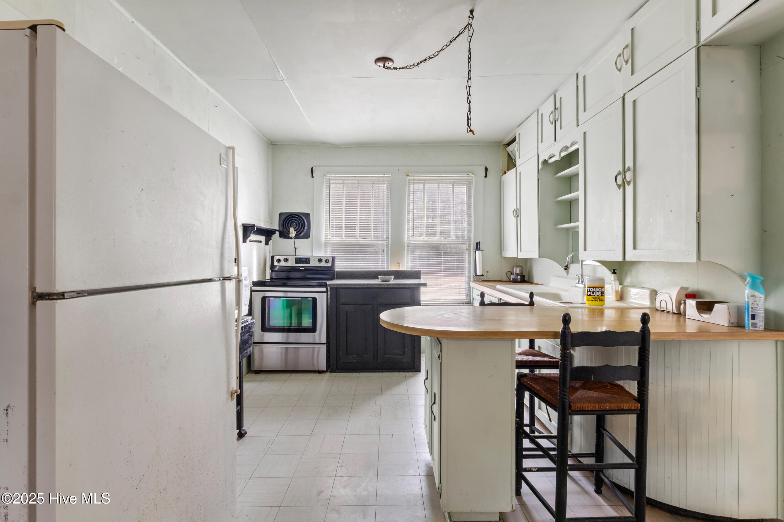 711 Belt Road Hampstead, NC 28443 - Photo 22 of 29 Kitchen