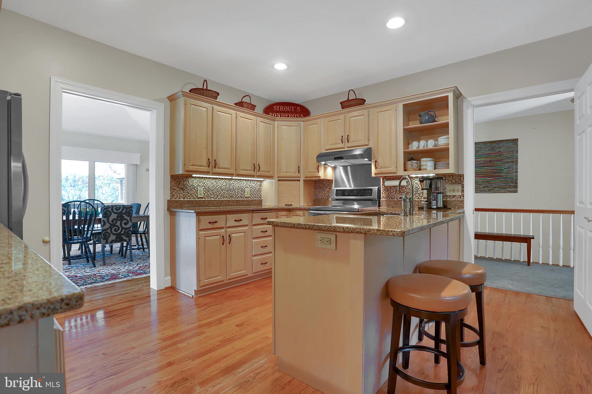306 Deer Trail Drive Spring Grove, PA 17362 - Photo 15 of 44 Remodeled kit w/granite breakfast bar & countertop