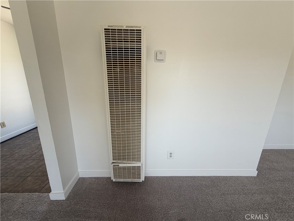 14538 Springvale Street Poway, CA 92064 - Photo 6 of 47 an empty room with windows