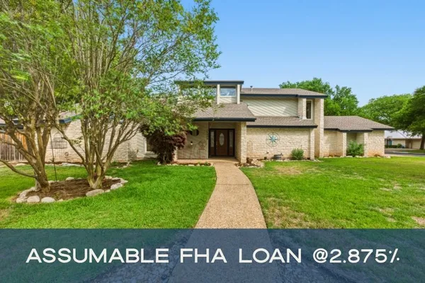 $567,500 | 10400 La Costa Drive, Austin, TX 78747