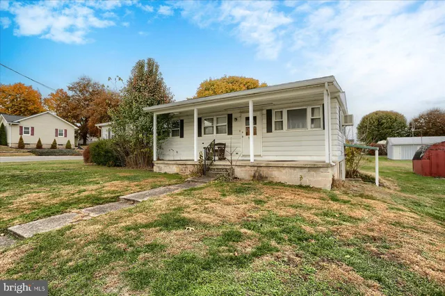 $144,900 | 134 North Pine Street, Pillow, PA 17080