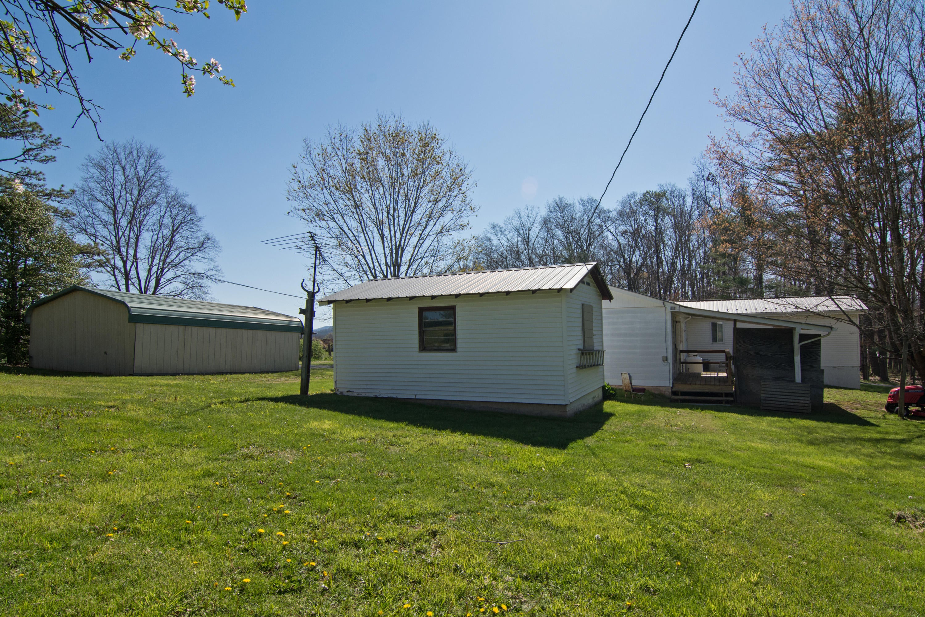 1394 Boggs Road Frankford, WV 24938 - Photo 14 of 46 Gallery Image 14