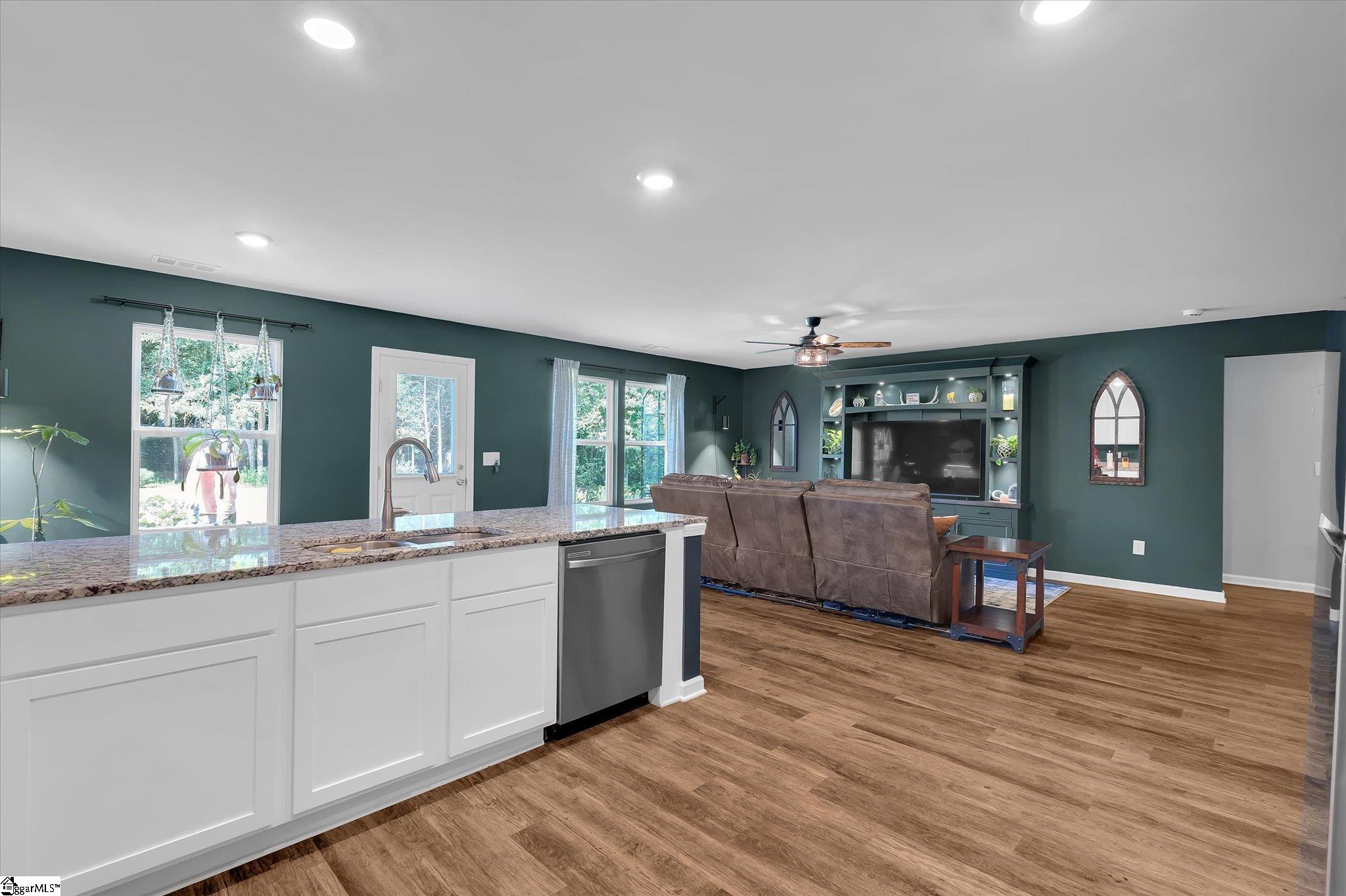 937 Hunters Trail Anderson, SC 29625 - Photo 16 of 37