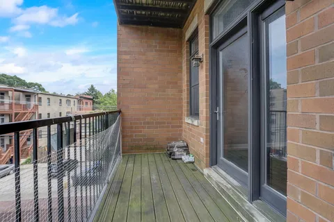 $575,000 | 819 Foster Street, Unit 3N, Evanston, IL 60201