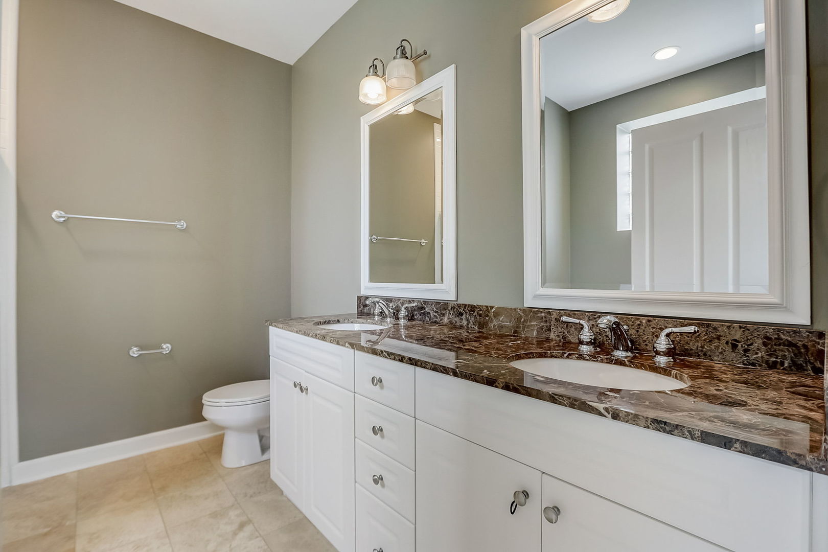 819 Foster Street, Unit 3N Evanston, IL 60201 - Photo 7 of 15