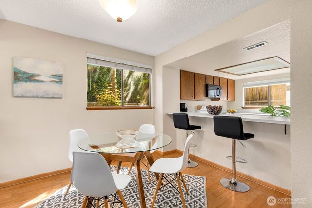 $324,500 | 317 Southwest 112th Street, Unit C314, Seattle, WA 98146