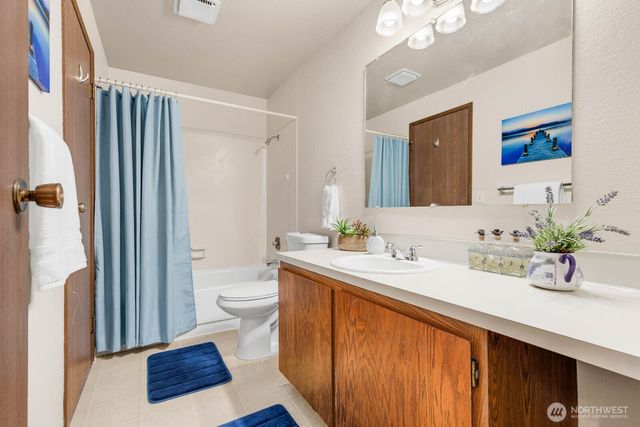 $324,500 | 317 Southwest 112th Street, Unit C314, Seattle, WA 98146