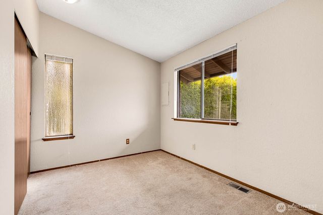 $324,500 | 317 Southwest 112th Street, Unit C314, Seattle, WA 98146