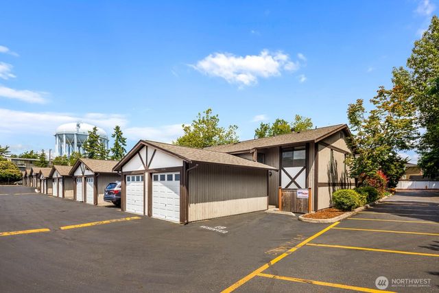 $324,500 | 317 Southwest 112th Street, Unit C314, Seattle, WA 98146