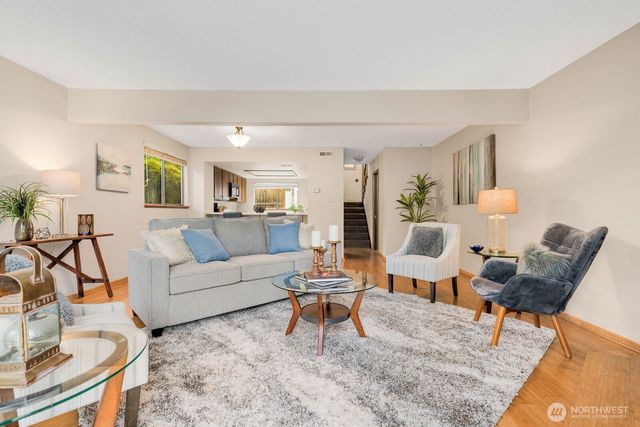 $324,500 | 317 Southwest 112th Street, Unit C314, Seattle, WA 98146