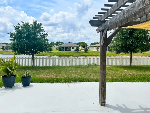 $2,300 | 7690 Tuscan Bay Circle, Wesley Chapel, FL 33545