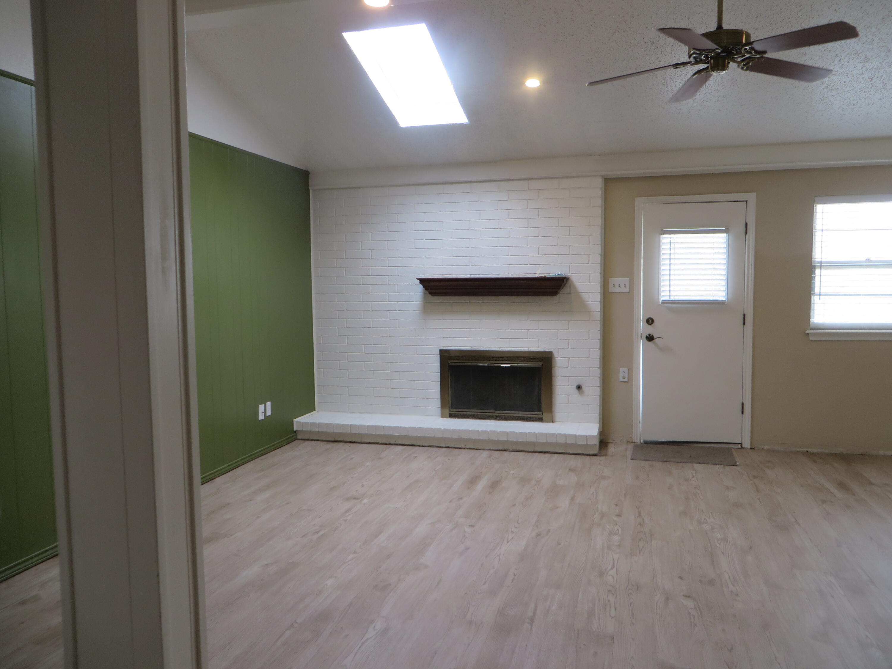 5703 38th Street Lubbock, TX 79407 - Photo 11 of 35 5703038TH 041