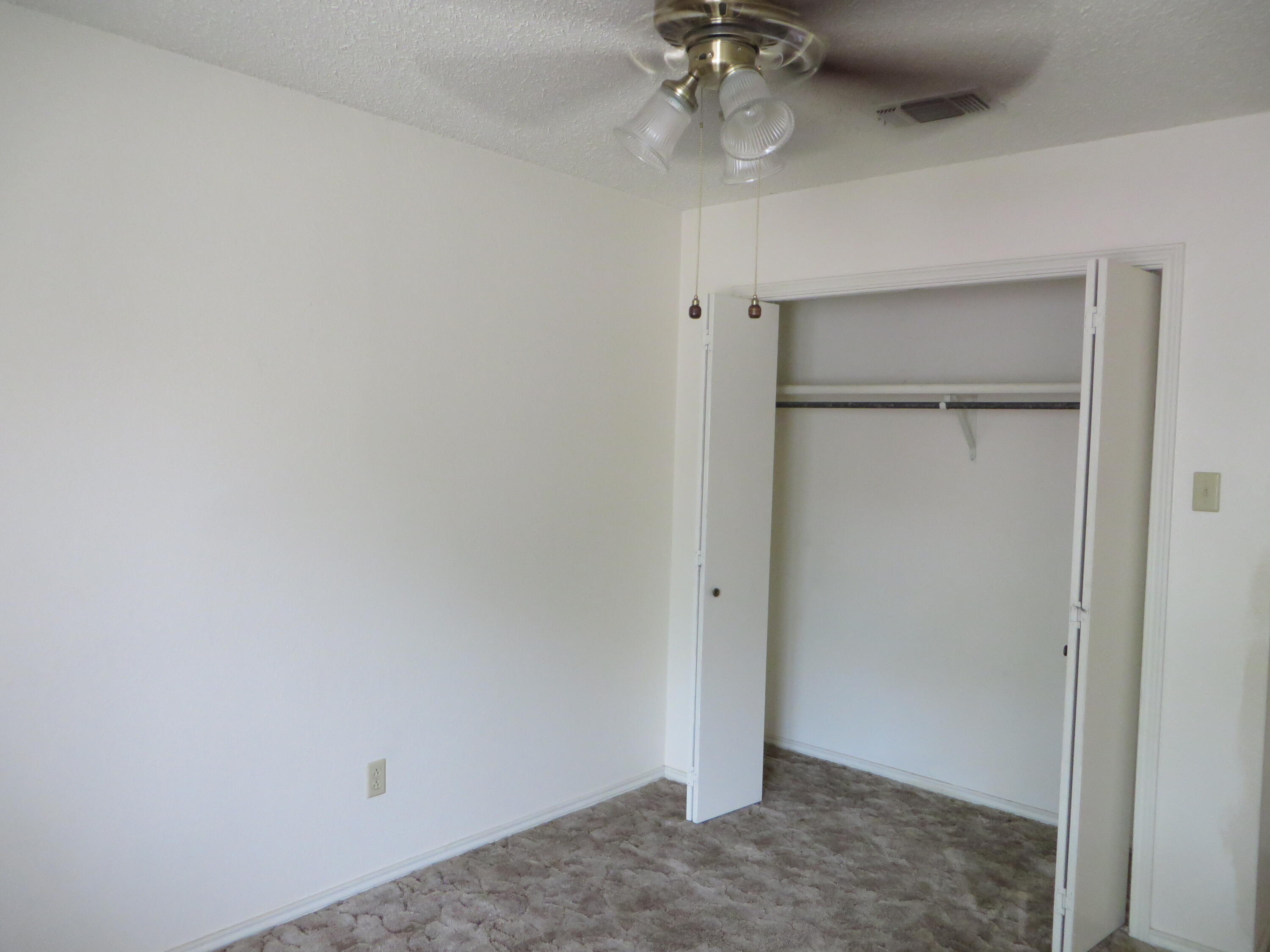 5703 38th Street Lubbock, TX 79407 - Photo 15 of 35 5703038TH 046