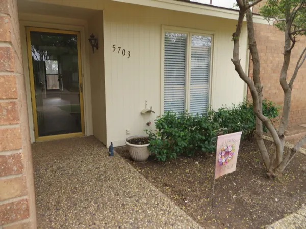 $147,999 | 5703 38th Street, Lubbock, TX 79407