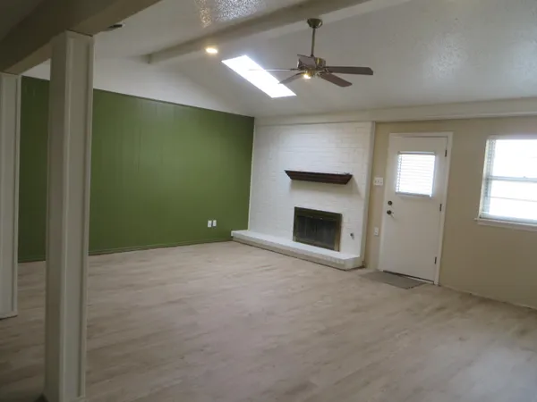 $147,999 | 5703 38th Street, Lubbock, TX 79407
