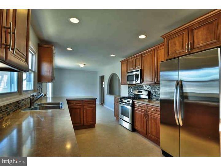 110 Upper Ferry Road Ewing, NJ 08628 - Photo 8 of 13 Kitchen