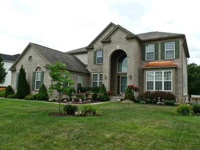 $450,000 | 6296 Moonstone Drive, Grand Blanc, MI 48439