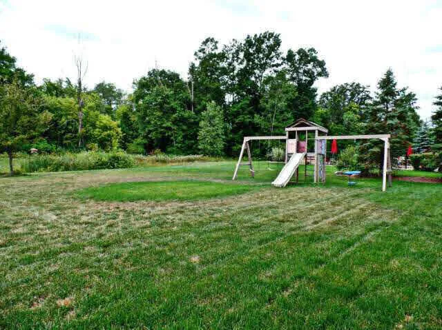 $450,000 | 6296 Moonstone Drive, Grand Blanc, MI 48439