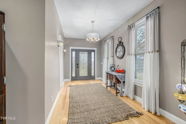 $899,900 | 2011 Mars Hill Road, Talbott, TN 37877