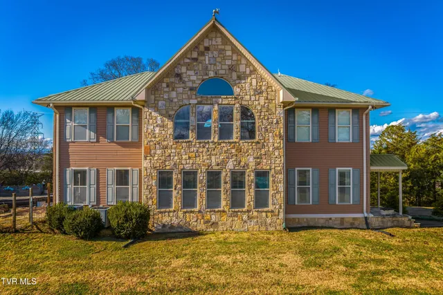 $899,900 | 2011 Mars Hill Road, Talbott, TN 37877