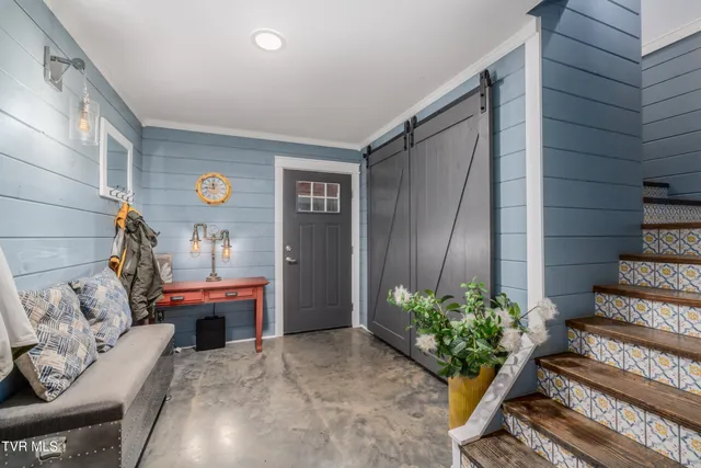 $899,900 | 2011 Mars Hill Road, Talbott, TN 37877