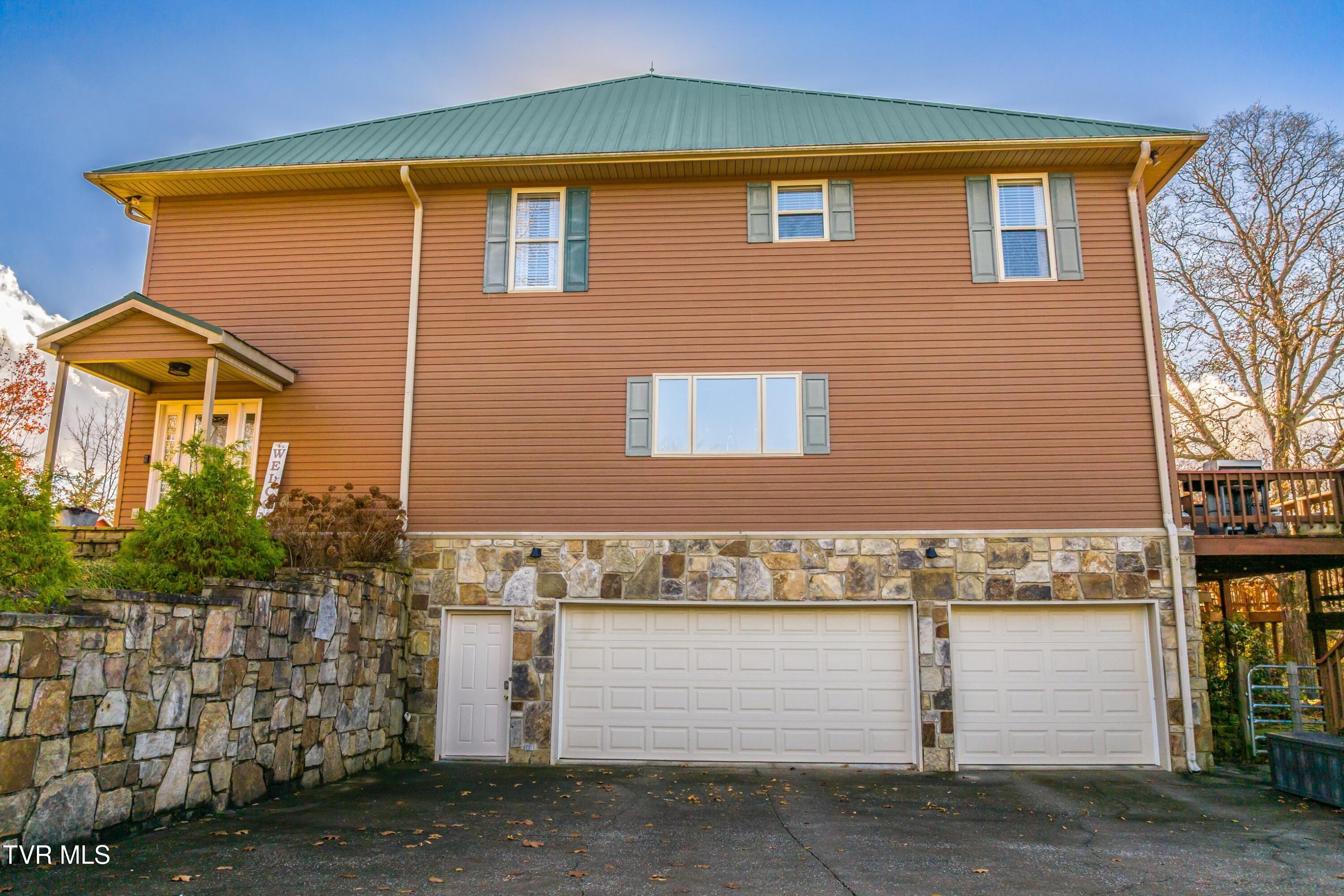 2011 Mars Hill Road Talbott, TN 37877 - Photo 4 of 80 004-2011MarsHillRoad-Talbott-TN-37877-SM