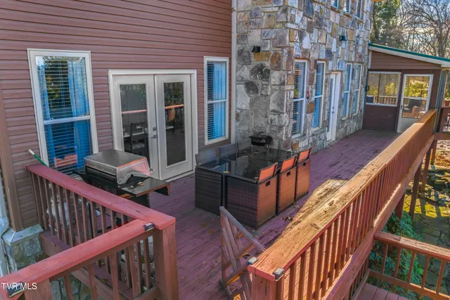 $894,900 | 2011 Mars Hill Road, Talbott, TN 37877