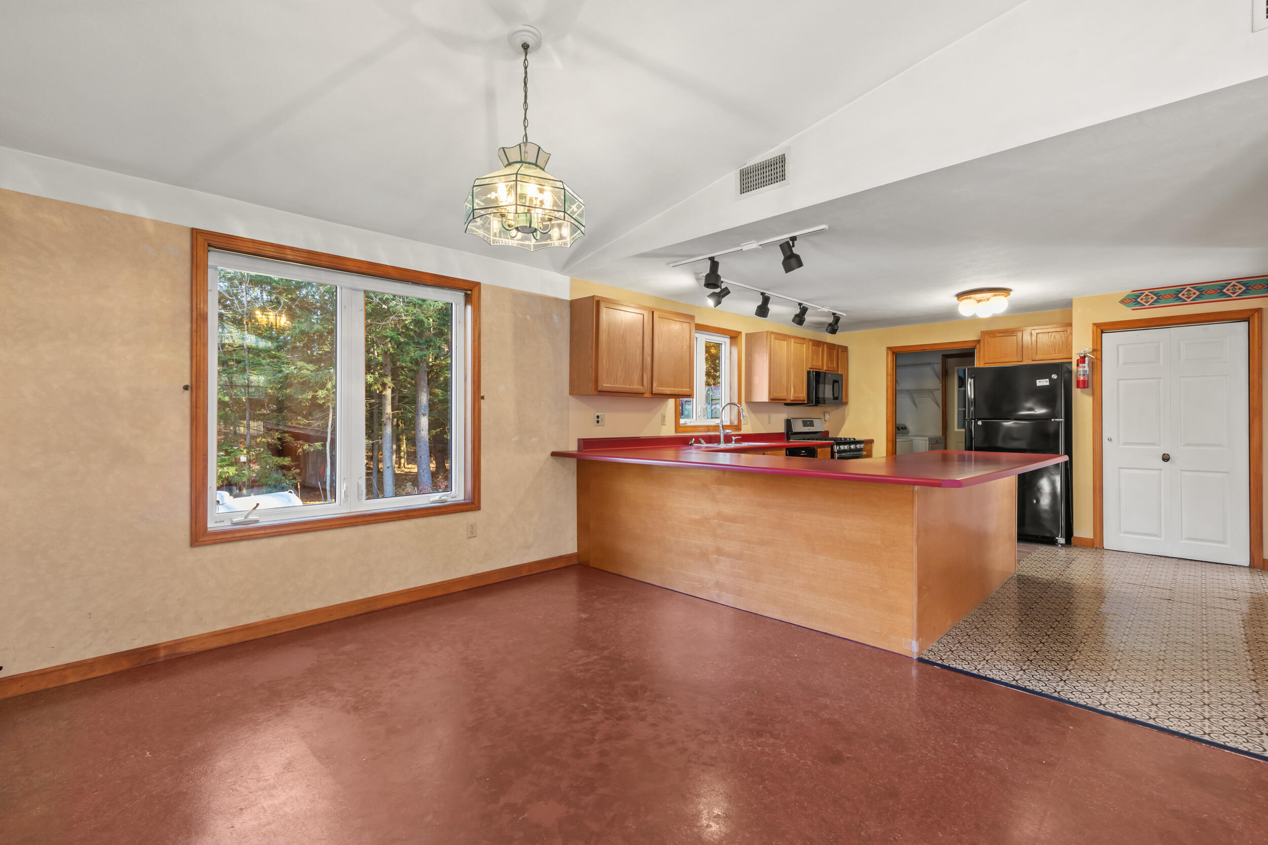 3 Nonesuch Road Saco, ME 04072 - Photo 11 of 36 3 nonesuch rd, saco_004