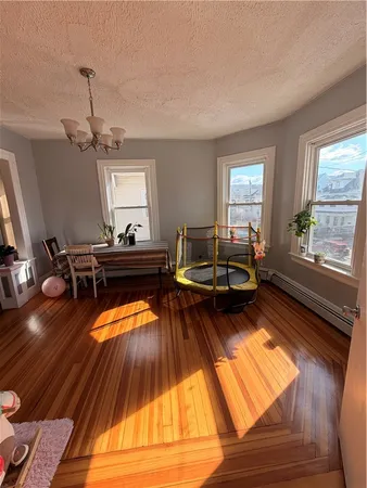 $770,000 | 75 Sumter Street, Providence, RI 02907