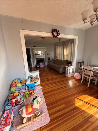 $770,000 | 75 Sumter Street, Providence, RI 02907