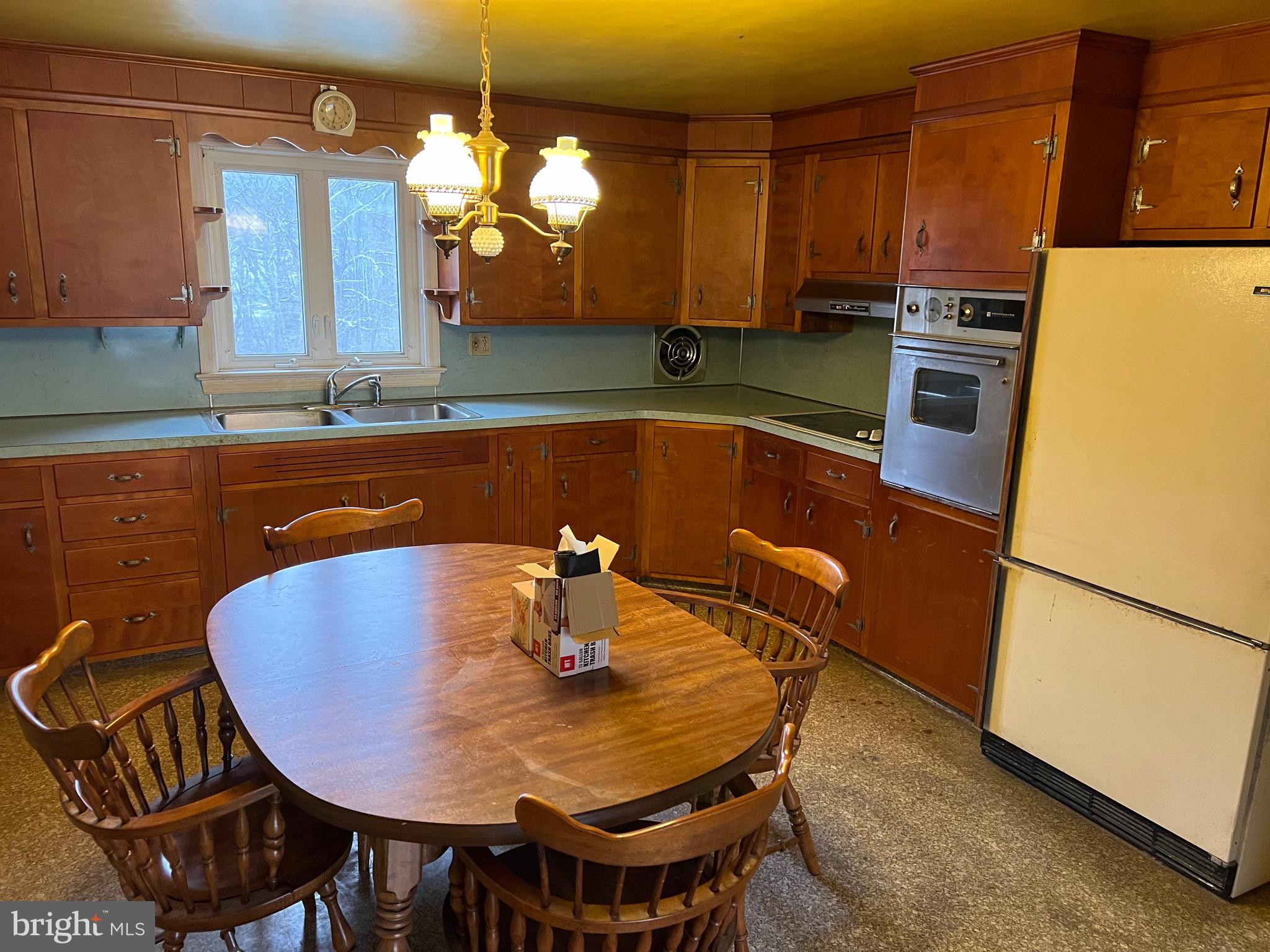 38 Sunset Hill Road Boyertown, PA 19512 - Photo 9 of 27 Gallery Image 9