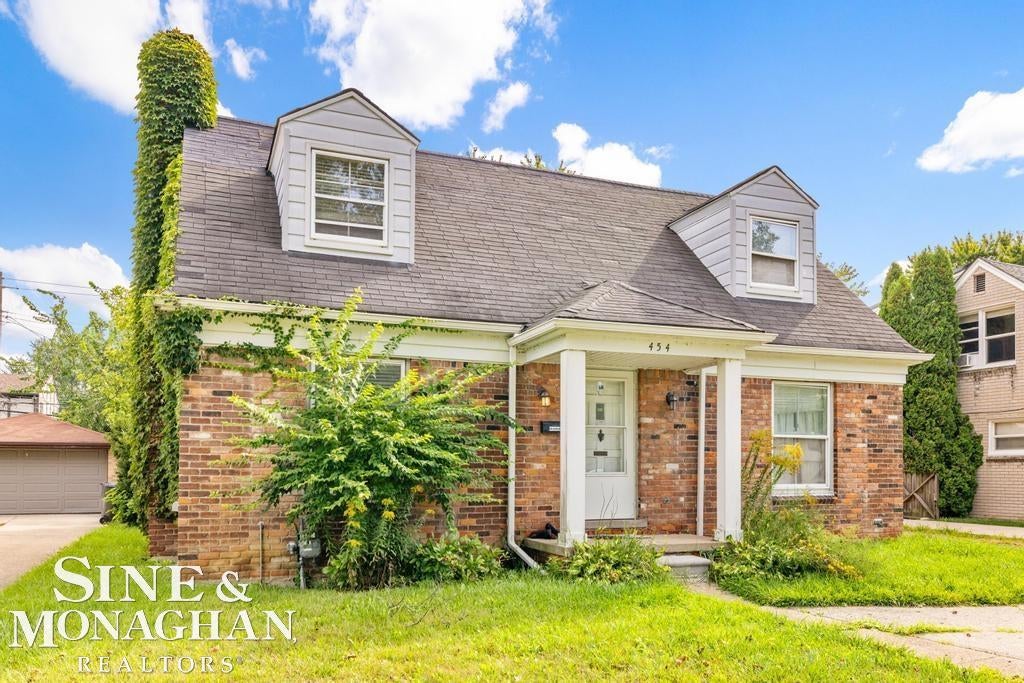 454 Alter Road Detroit, MI 48215 - Photo 2 of 31 Gallery Image 2