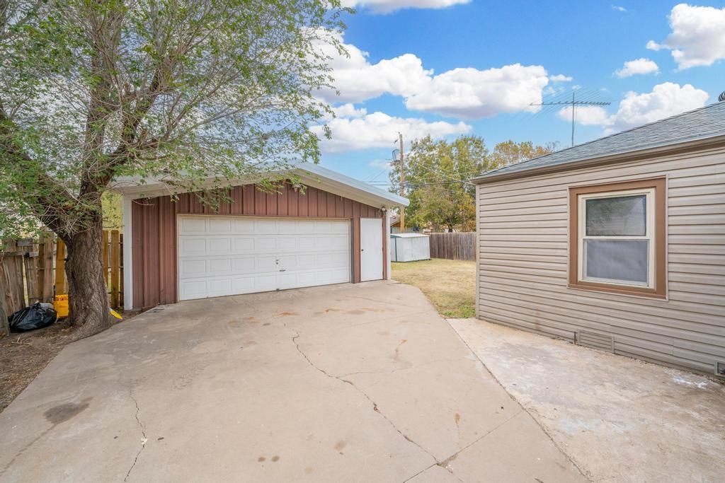 2404 West Rita Street Wichita, KS 67213 - Photo 27 of 36