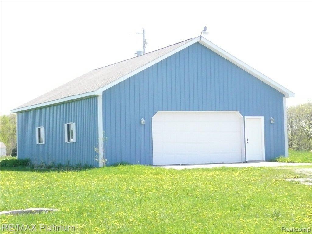 7177 Lahring Road Gaines, MI 48436 - Photo 3 of 8 Addl Pole Barn